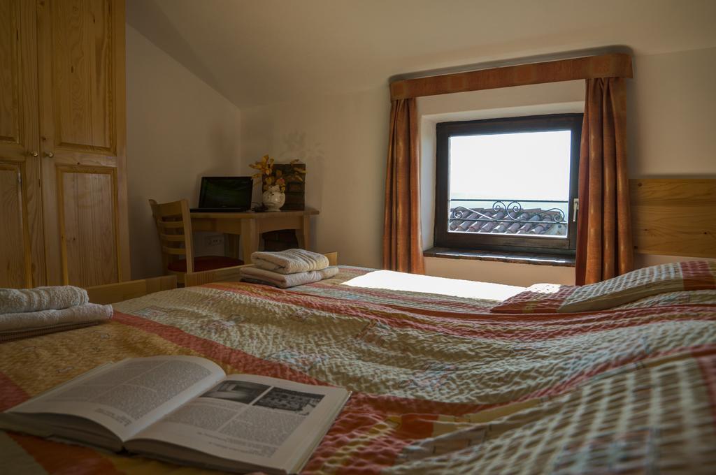 Apartmaji In Sobe Marija Jera Štanjel Chambre photo